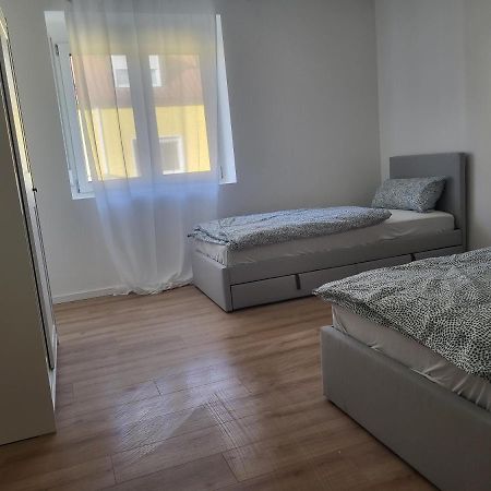 Apartment In Plankstadt ภายนอก รูปภาพ